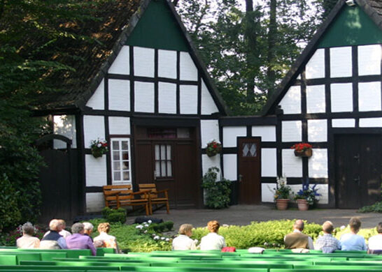 Bühne